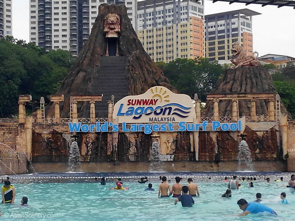Tropical Theme Park SUNWAY Lagoon トロピカル・テーマパーク サンウェイ・ラグーン